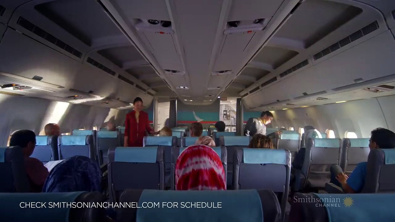 Engines Fail on Approach to Hong Kong