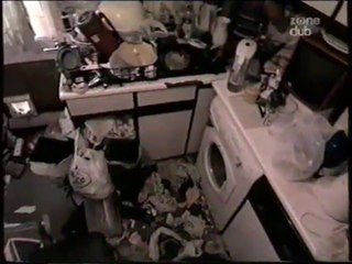 How Clean is Your House - ( tiszta a lakásod?) The Grimy Grey Family S03E03