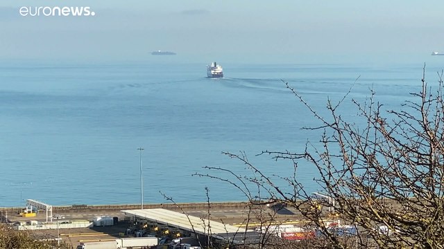 Reino Unido y Francia unen fuerzas contra la inmigración ilegal por el canal de la Mancha