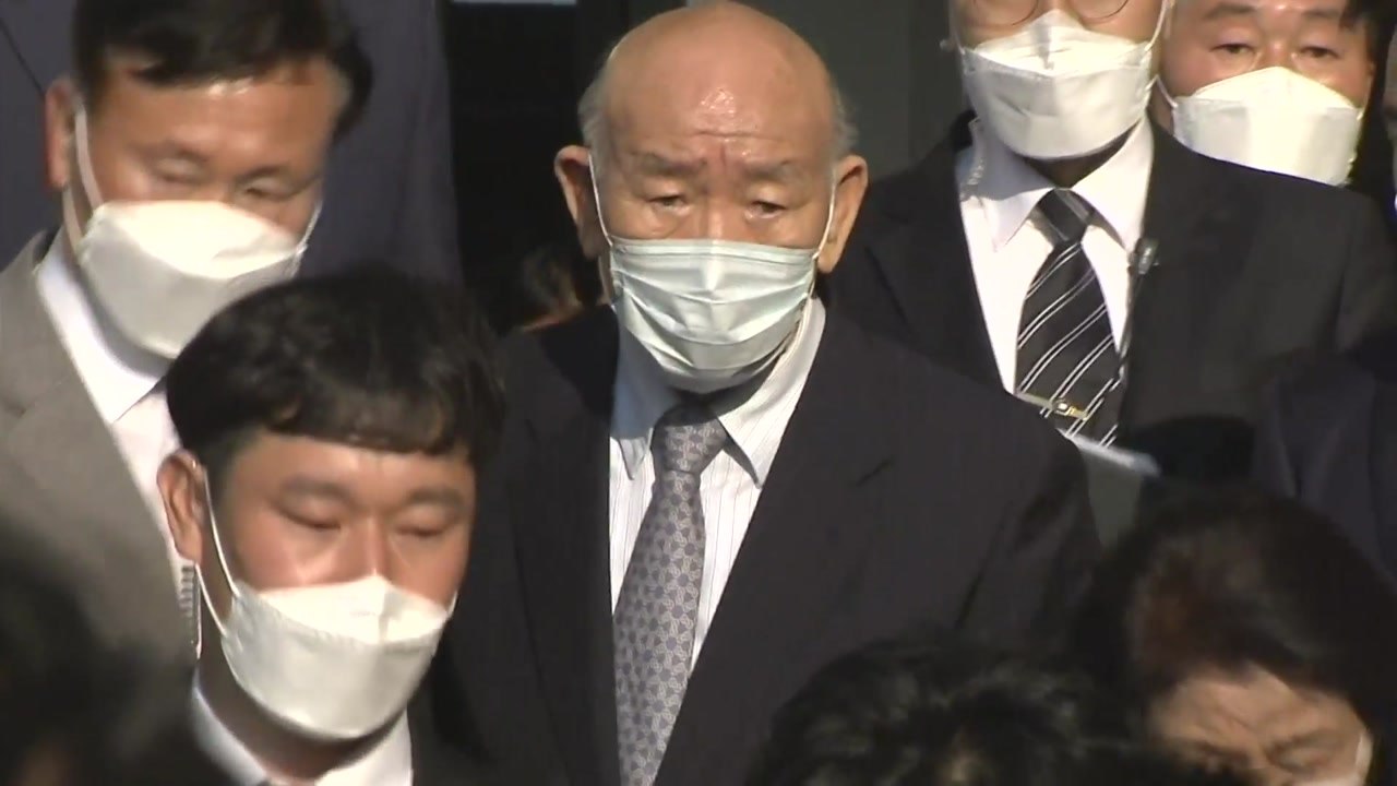 '사자 명예훼손' 전두환 오늘 1심 선고..."법정 출석할 것" / YTN
