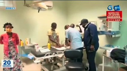 RTG / Don de médicaments du SAMU social au dispensaire de Lambaréné