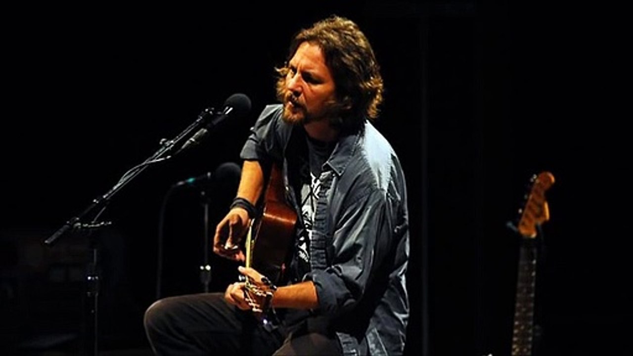 Eddie Vedder - Hurt (live, 2008)