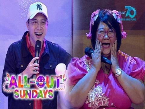 All-Out Sundays: Boobsie, kilig na kilig kay DJ Loonyo! | Sing Kilig