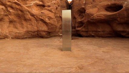 Mystery metal pillar found in US desert disappears