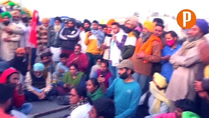 Girl Sing A Song On Narendra Modi in Support of Farmers Protest at Delhi - Watch Video