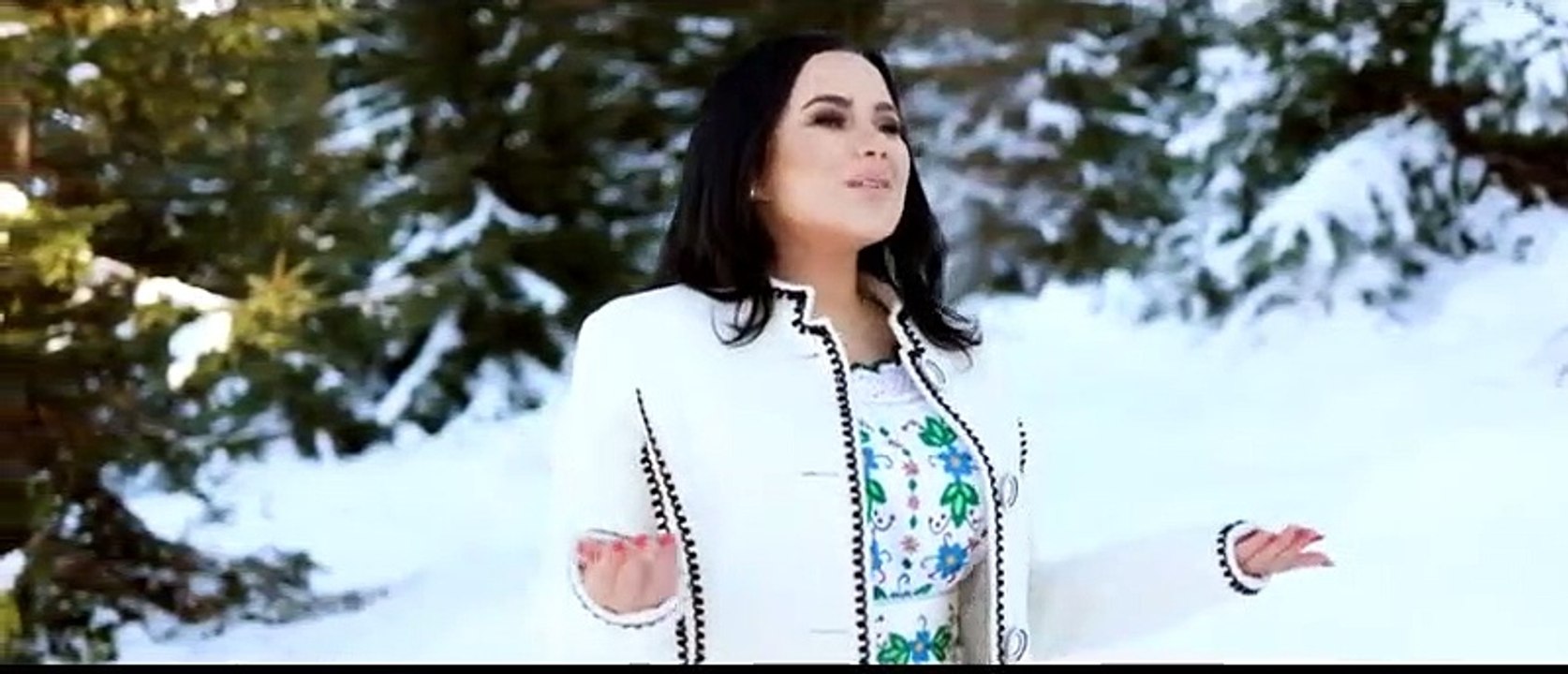 Carmen de la Salciua - Colinde noi COLAJ 2021