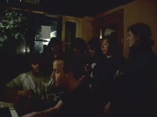 La bonne humeur (Thomas, Bertrand et leurs groupies)