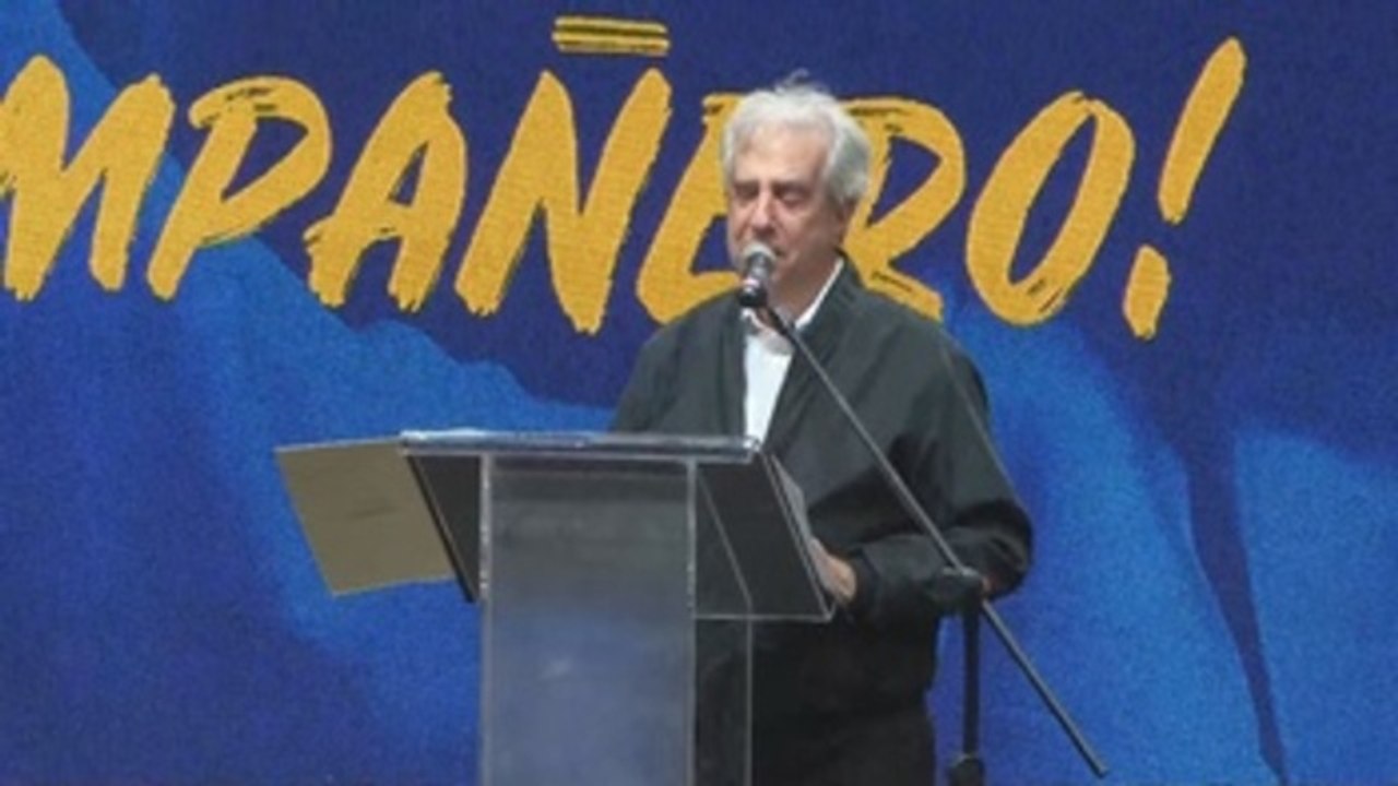 Expresidente uruguayo Tabaré Vázquez asegura que sigue "luchando"