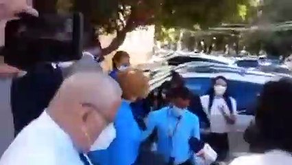 Lucía Medina visita a sus dos hermanos detenidos en Ciudad Nueva