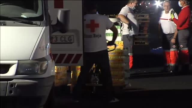 Desmantelan el campamento para migrantes de Arguineguín