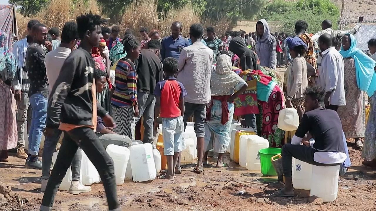 Ethiopia's Tigray crisis: Tigray force says it is still fighting despite army Mekele push