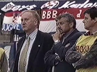 Polufinale kupa 2000/01 Hajduk - Dinamo (neredi)