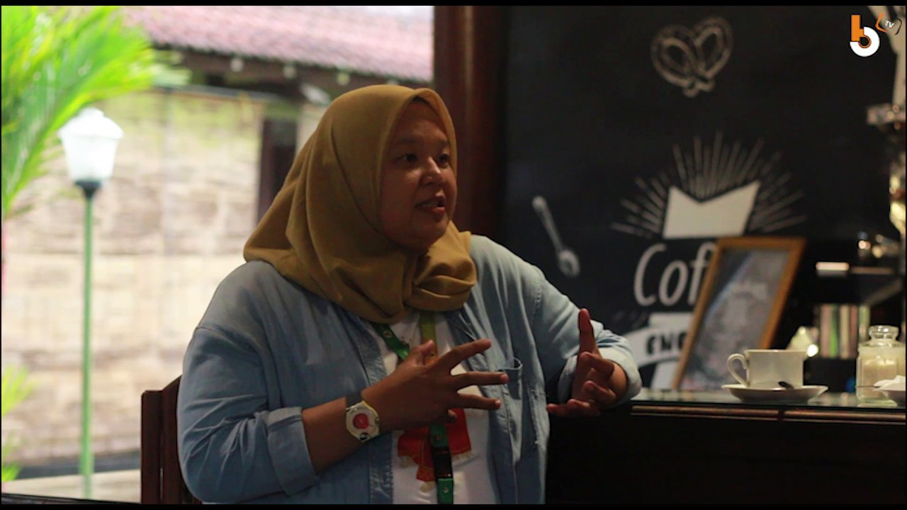 JALAN SUTRA - MINUM KOPI ROBUSTA DI KAKI GUNUNG GUMITIR MILIK PTPN XII