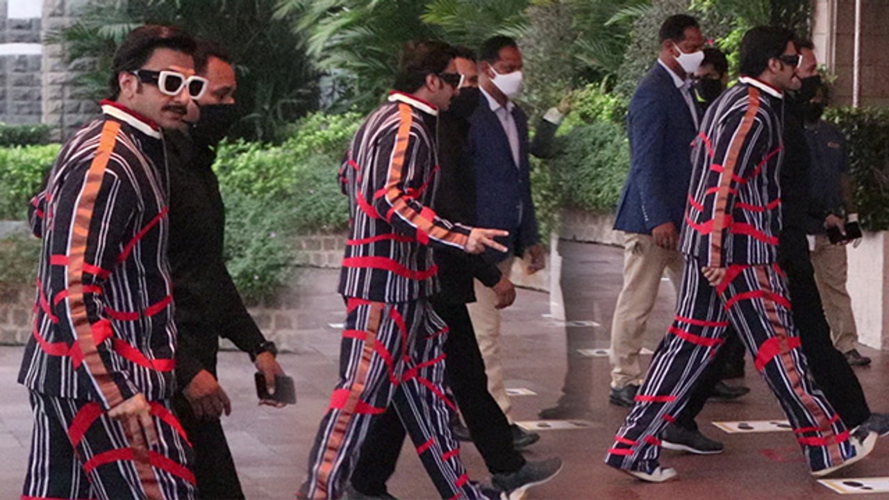 Ranveer Singh का रंगीला स्टाइल, इस तरह के कपड़ों में आए नजर | Boldsky