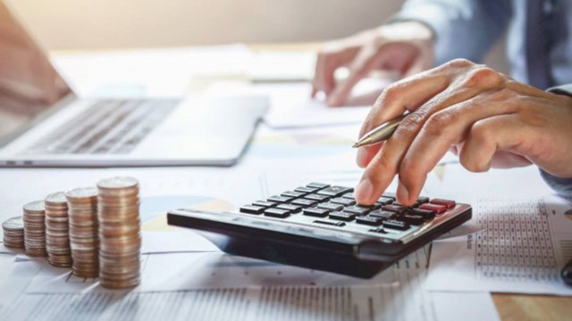 Con posiciones aún distantes inicia la puja para el salario mínimo 2021