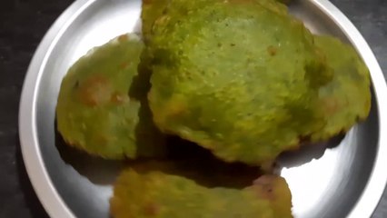 methi ki puri recipes in hindi by priya bhanu