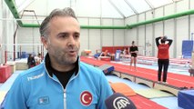 İZMİR - Milli cimnastikçiler Kadınlar Avrupa Şampiyonası'nda en az 3 madalya hedefliyor