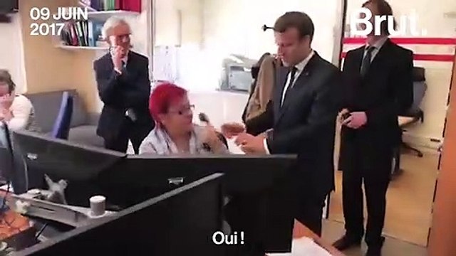 Emmanuel Macron suivi par Brut au standard de l'Elysée