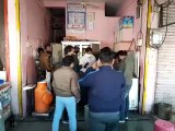 शाजापुर: जिला प्रशासन की टीम ने दूध डेयरी व मावा दुकानों पर छापामार कार्रवाई की