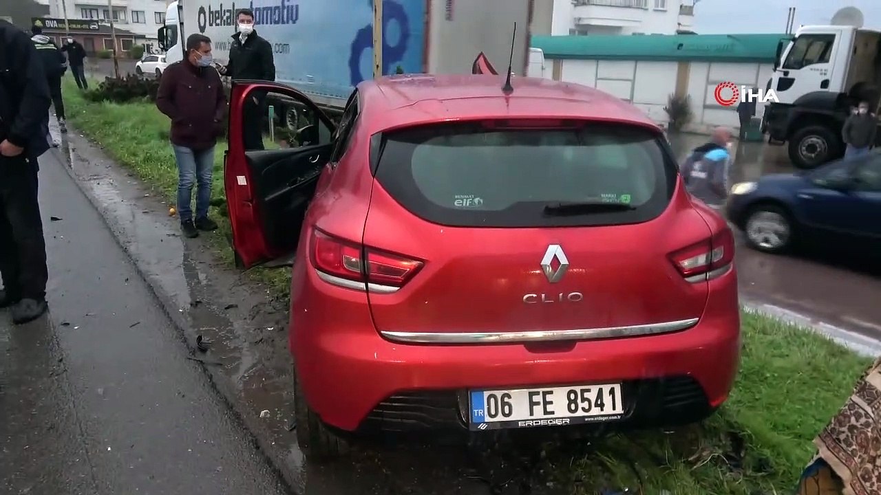 Yalova-İzmit Karayolu’nda Zincirleme Trafik Kazası: 1 Ölü, 10 Yaralı