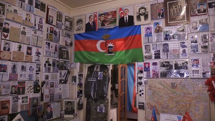 GENCE - Karabağ şehitlerini kendi imkanlarıyla evinde kurduğu müzede yaşatıyor