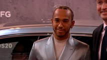 El piloto Lewis Hamilton da positivo por Covid-19