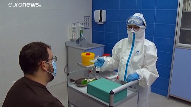 В России зафиксирован новый рекорд смертности пациентов с коронавирусом