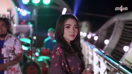 SYAHIBA SAUFA - SELAMAT MALAM (GOOD NIGHT) | OFFICIAL LIVE MUSIC