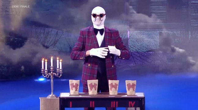 Dans La France a un incroyable talent , un nouveau numéro de magie pour Klek Entos