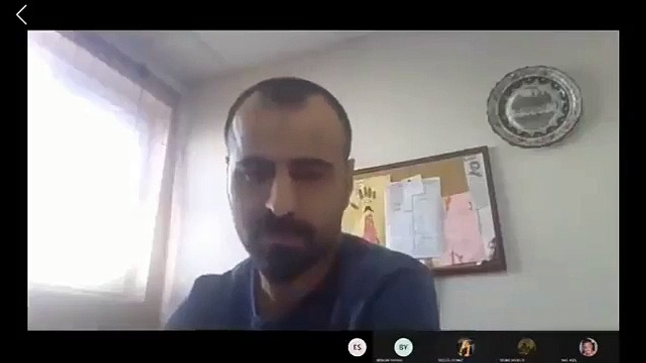 Öğretim görevlisi ile öğrenci arasında yaşanan diyalog gündem oldu: Hocam çoğu kişide bilgisayar yok