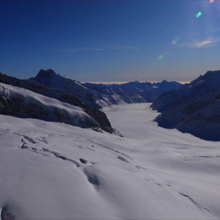 Stations de sports d’hiver et confinement : “Qui paiera 5 000 euros pour venir faire de la luge ?”
