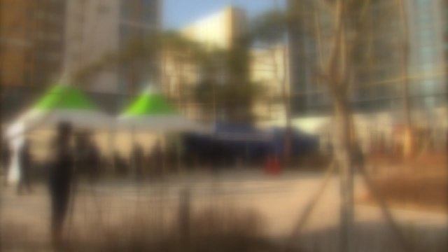 군산 아파트 하자보수 업체 직원 집단 감염... 입주민도 검사 / YTN