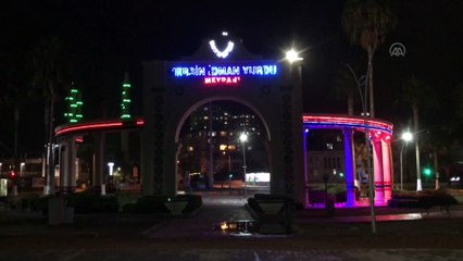 MERSİN - Kısıtlamanın ardından cadde ve sokaklar sessizliğe büründü