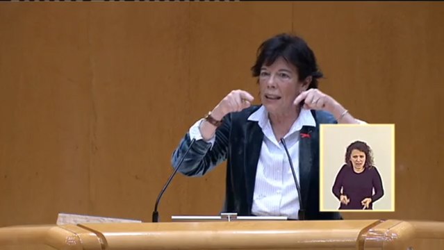 Celaá acusa al PP de crear una campaña contra su ley