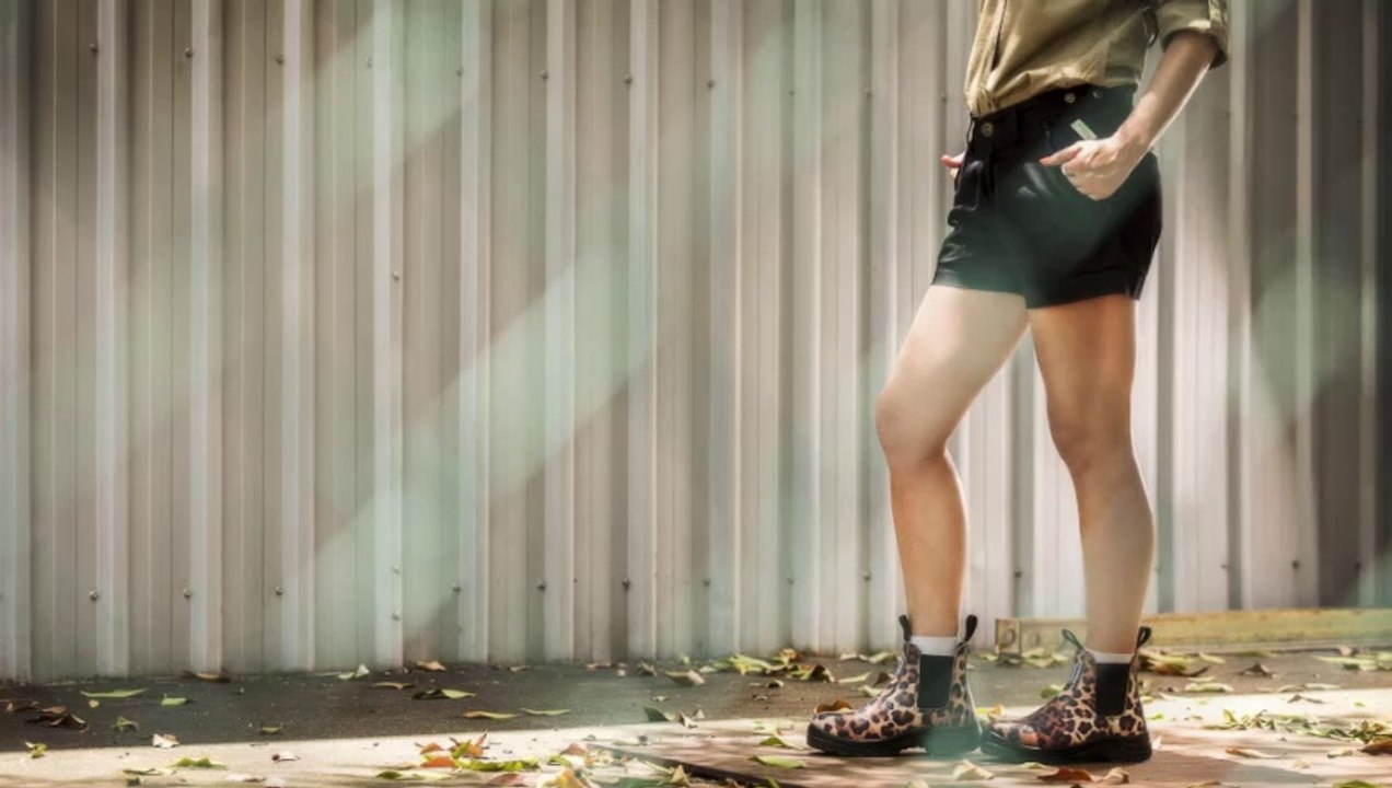 she wear | Women's Work Boots, Women's Safety Boots, Women's Tradie Workwear, Women's Steel Cap Boots