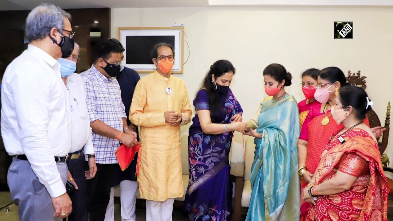 शिवसेना में शामिल हुई अभिनेत्री उर्मिला मातोंडकर