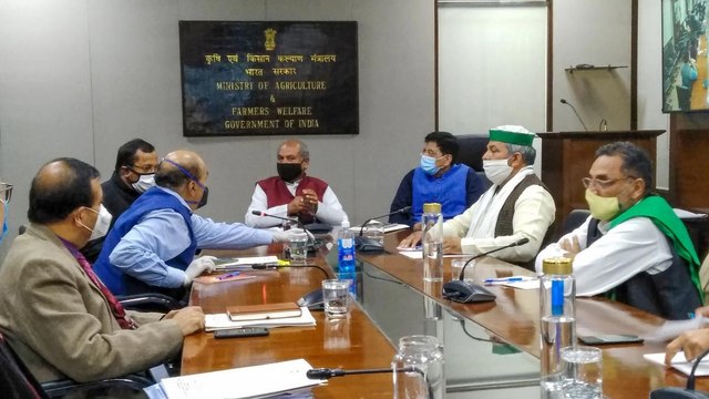 Farmers issue: Union ministers meet to review situation