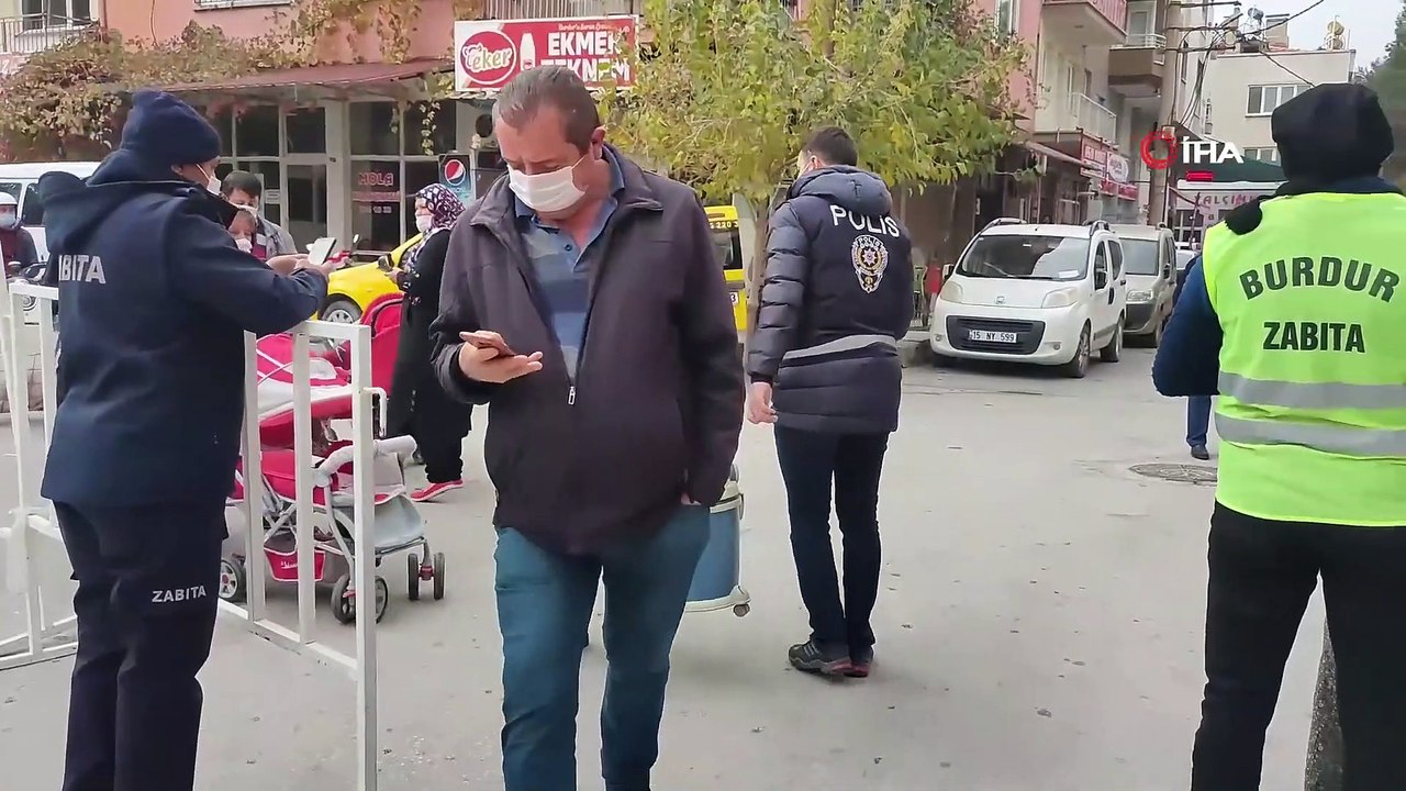 Pazara Girmek İçin Direten Yaşlılar Zabıta Ekiplerine Zor Anlar Yaşattı