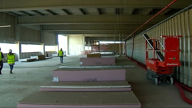 Page visita unas obras en Cabanillas del Campo