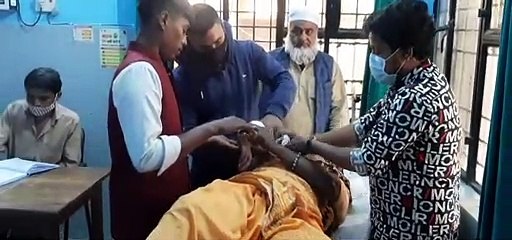 अज्ञात वाहन की चपेट में आकर महिला हुई घायल