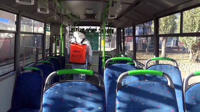 Kars Belediyesi ortak kullanım alanlarını dezenfekte ediyor