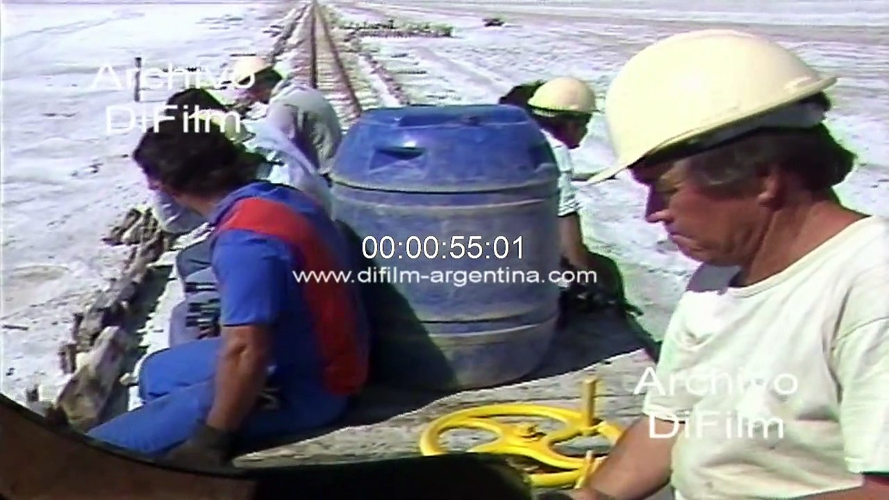 Salinas grandes en la provincia de Santiago del Estero - Argentina 1992