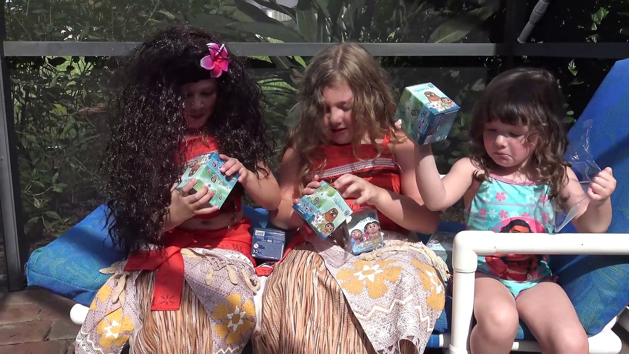Sophia Isabella e Alice Diversão e Brincadeiras das Princesas Episodio  (7)