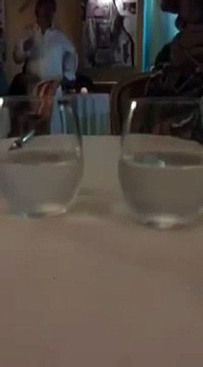 Un restaurateur refuse de servir des musulmanes voilées