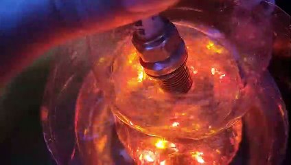 MANUTENZIONE AUTO Pulizia Candela Accensione Auto con Ultrasuoni e Benzina Test