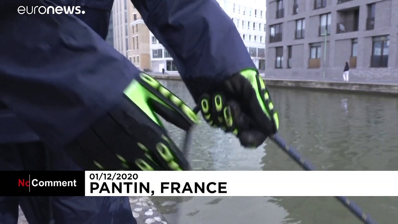 "Pescar" bicicletas em Paris