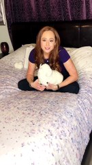 myLatex Pillow and Organic Sheets Review by actress Elissa Kapneck (IG @elissakapneck)