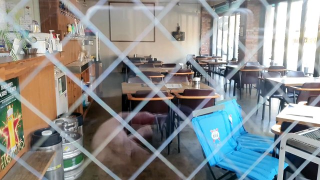 잡히지 않는 지역 감염...치료 병상 확보 비상 / YTN