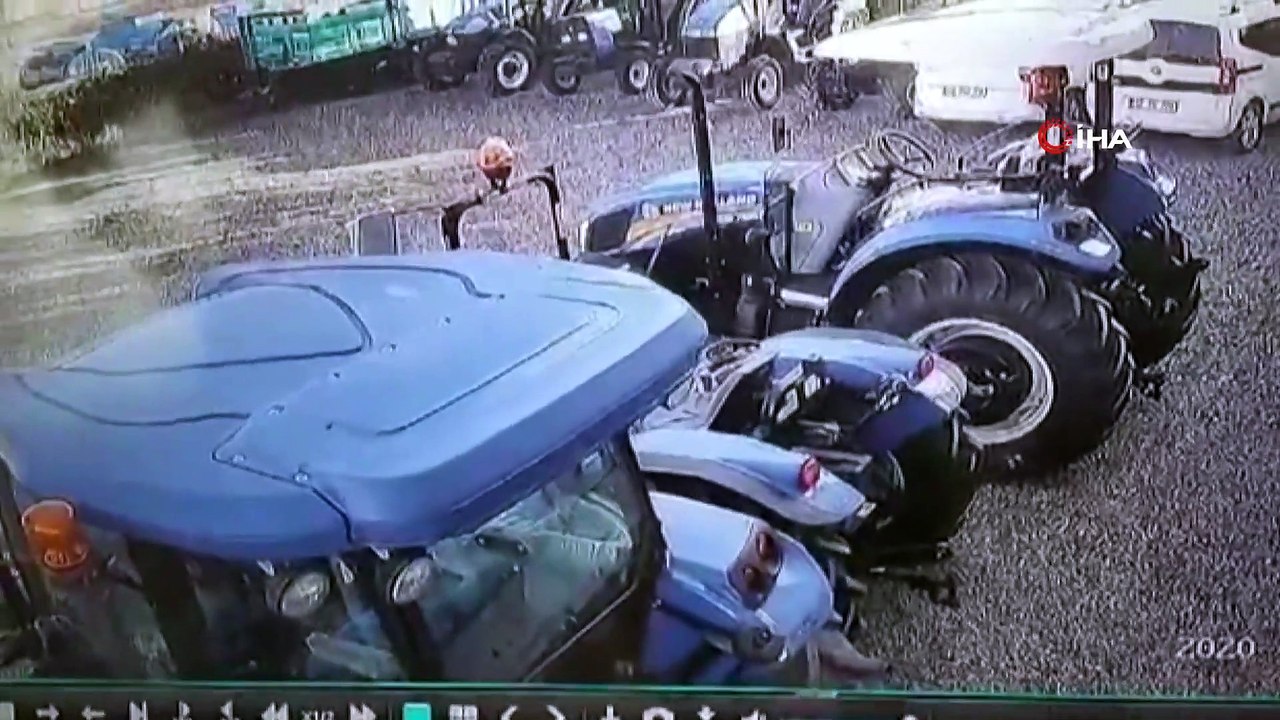 Depremin Merkez Üssünde Panik Anları Güvenlik Kameralarına Yansıdı