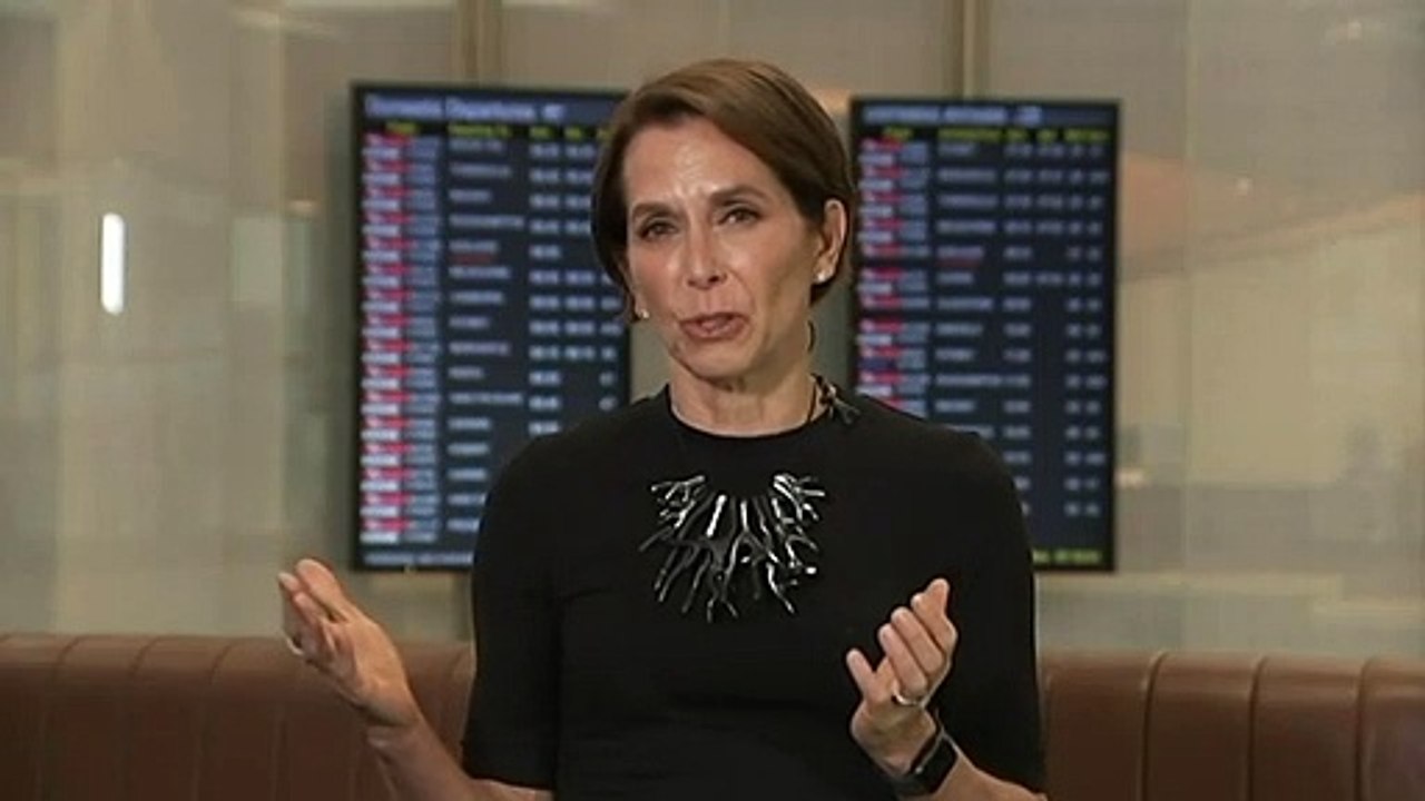 Virgin takes on Qantas with frequent flyer offer